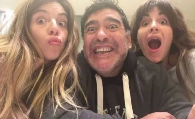 dalma y gianina maradona